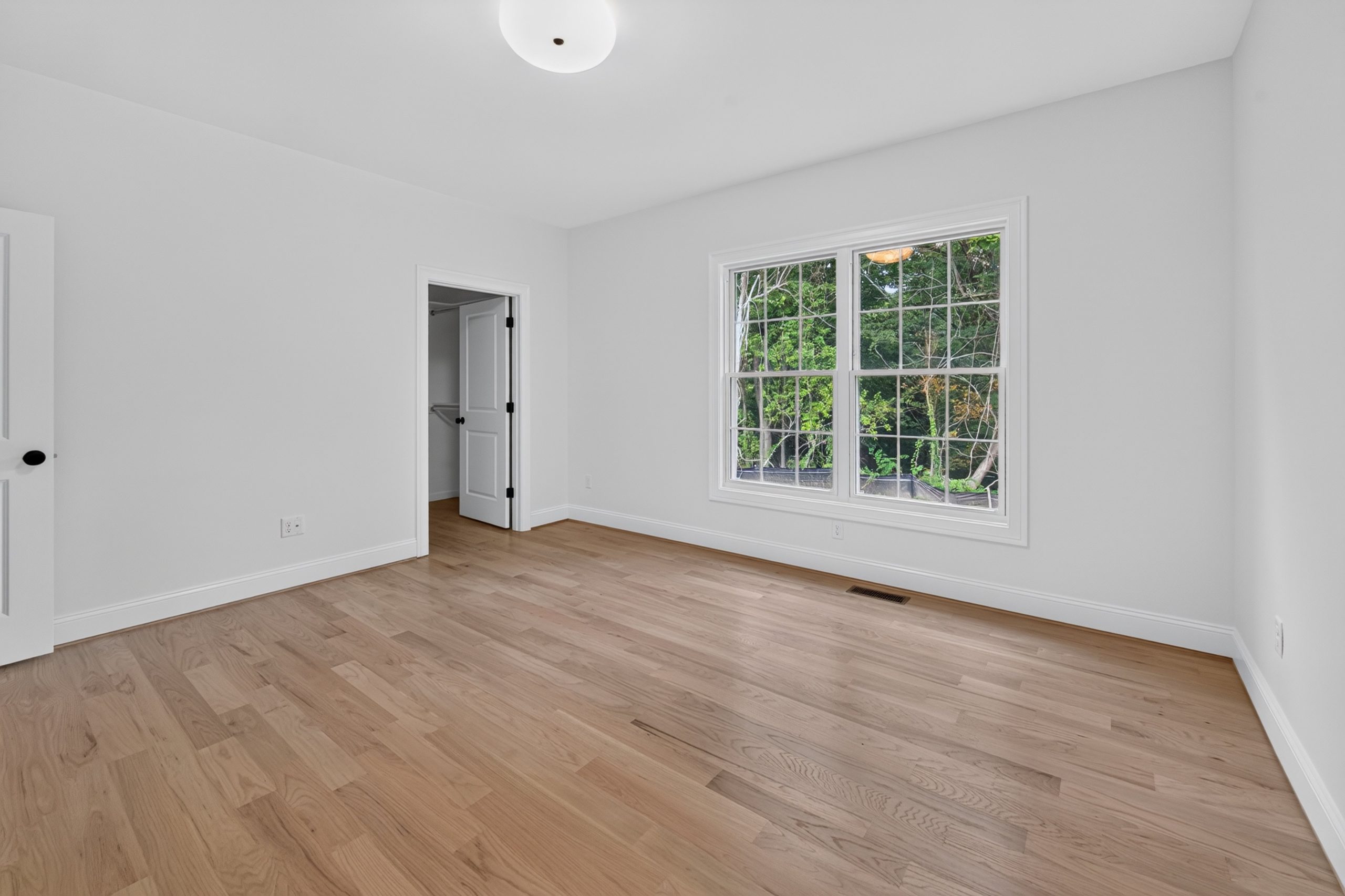 10 Maple Avenue - By Carrier